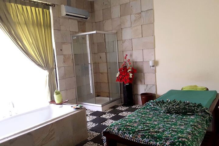 Room 20 of 35