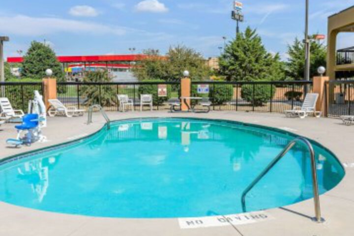 Pool 23 of 35