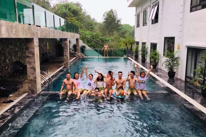 Pool 29 of 48