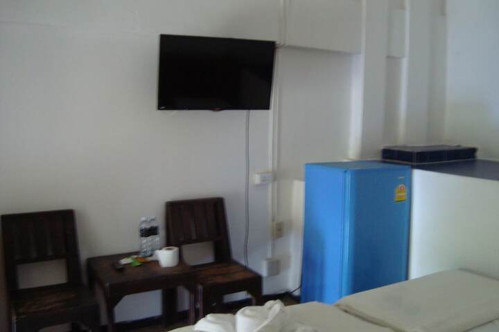 Room 29 of 86