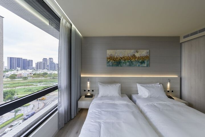 Room 8 of 54