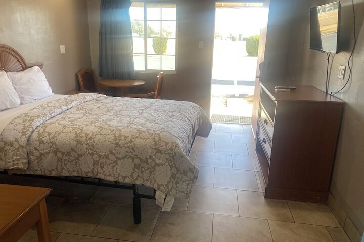Room 7 of 60