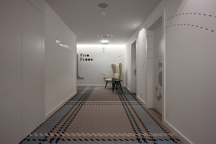 Ballroom/Hall 45 of 49