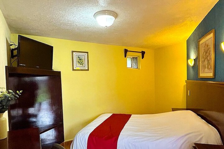 Room 18 of 37