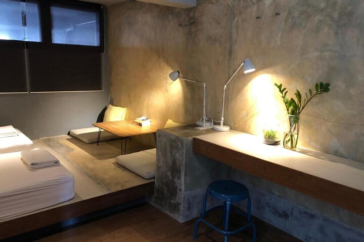 Room 17 of 62