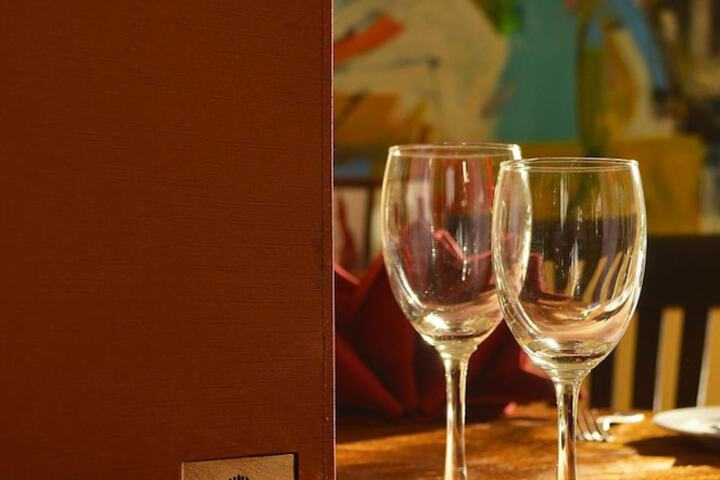 Dining 54 of 66
