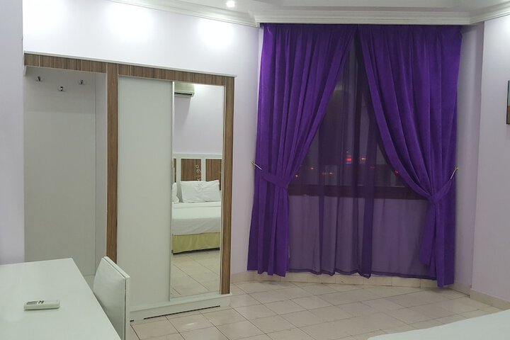 Room 7 of 165