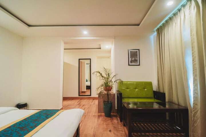 Room 3 of 22