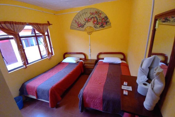 Room 5 of 15
