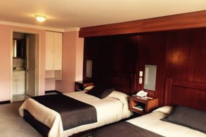 Room 12 of 31