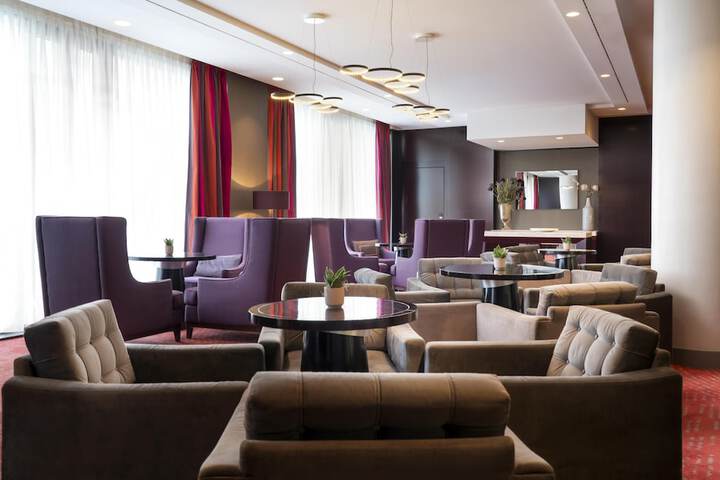 Guest Lobby