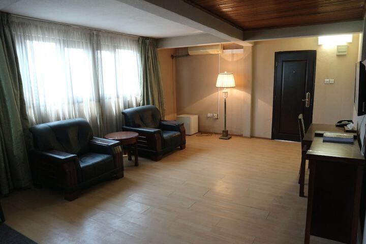 Room 36 of 54