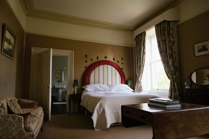 Room 30 of 65