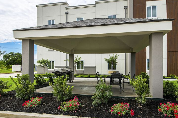 BBQ/picnic area