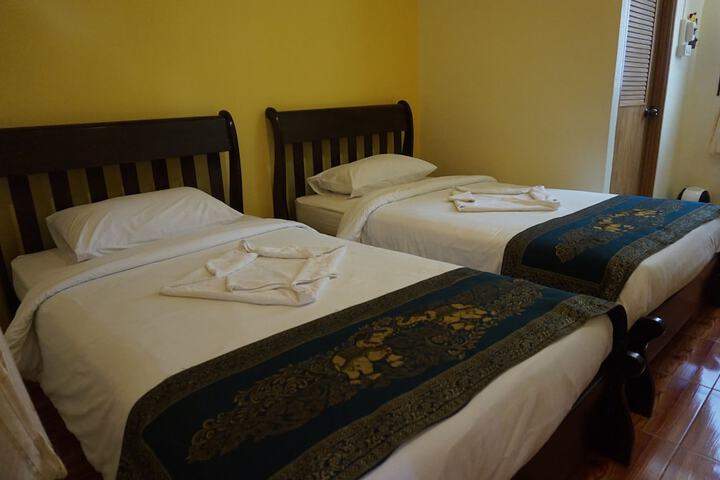 Room 5 of 30