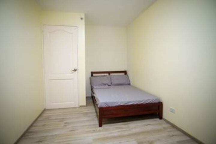 Room 14 of 42