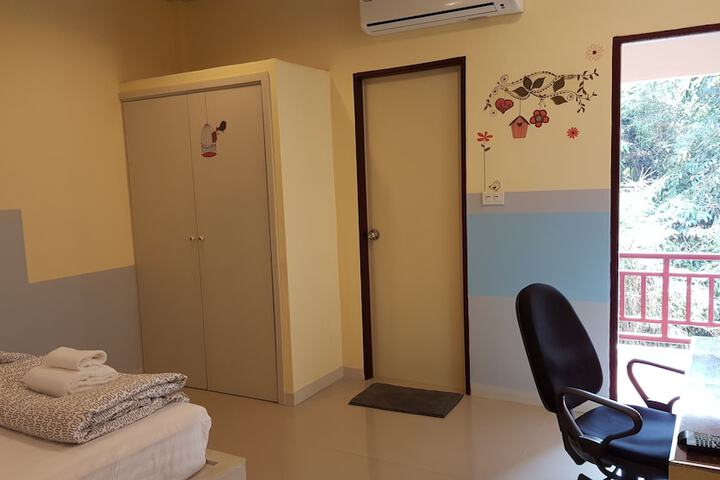 Room 26 of 92