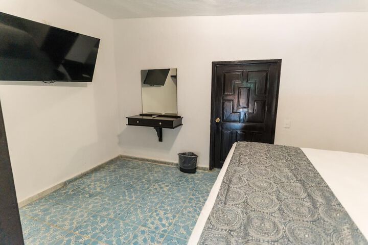 Room 10 of 49