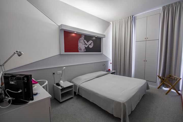 Room 20 of 60