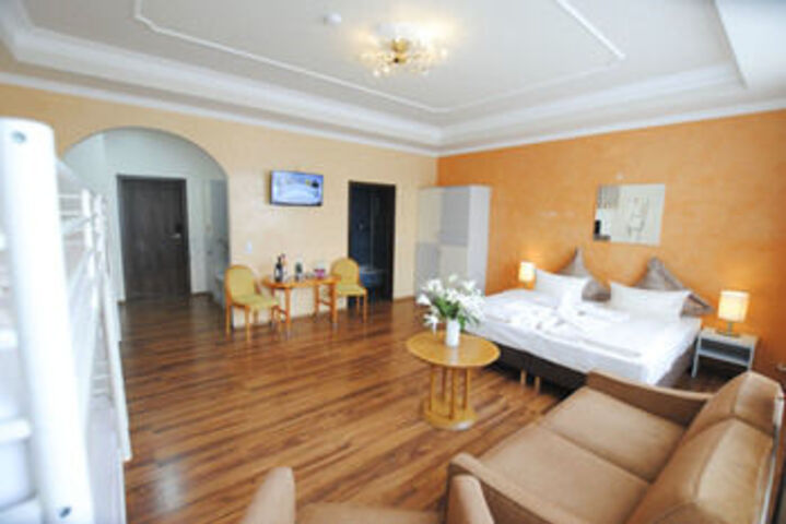 Room 55 of 81