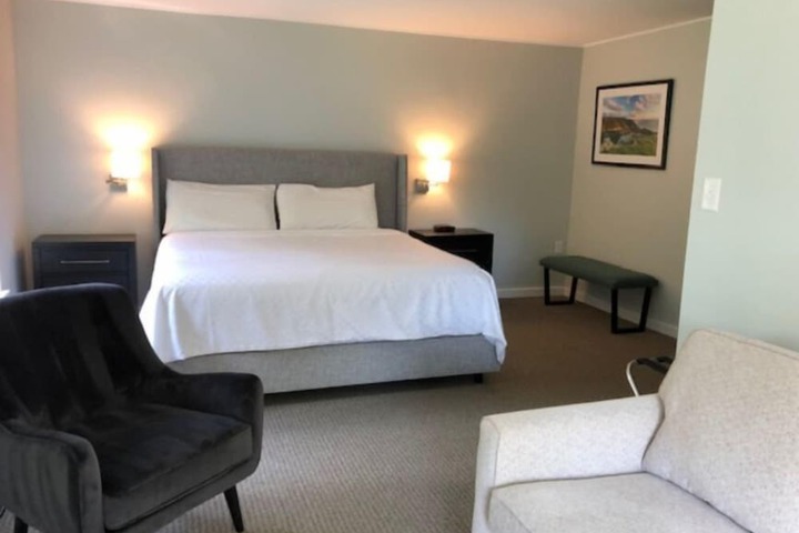 Room 20 of 94