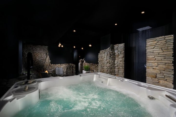Spa 21 of 62