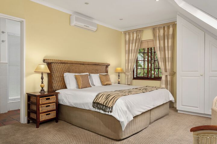 Room 9 of 42