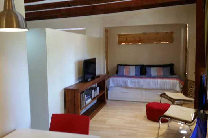Room 25 of 31