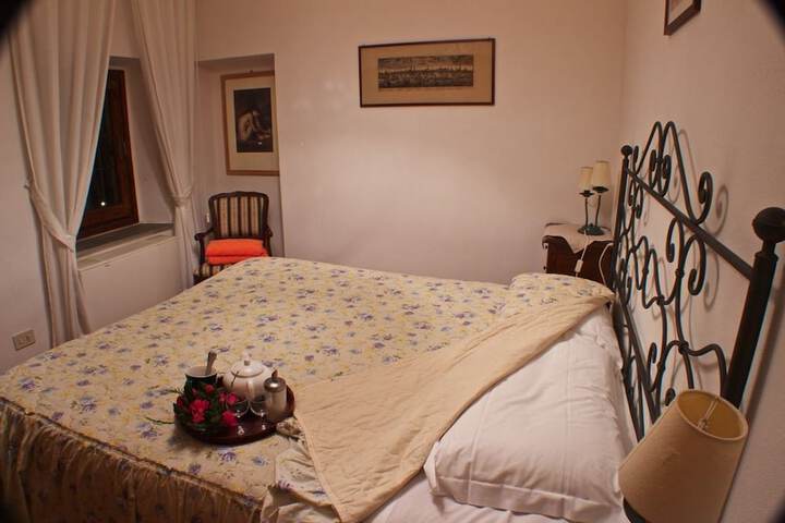 Room 16 of 112