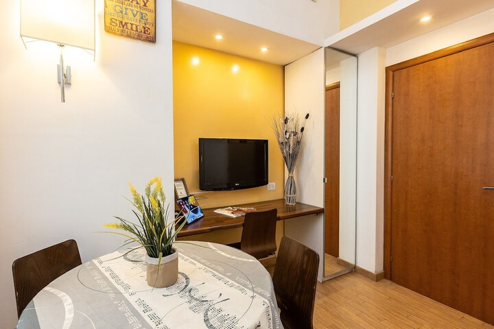 Room 6 of 79