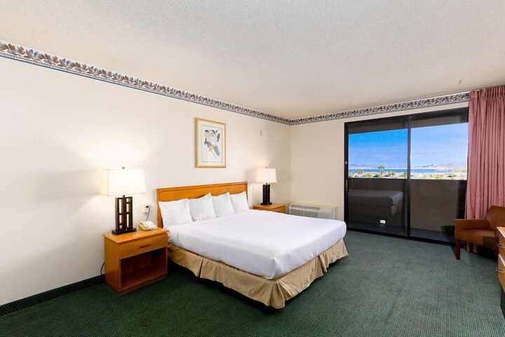 Room 25 of 61