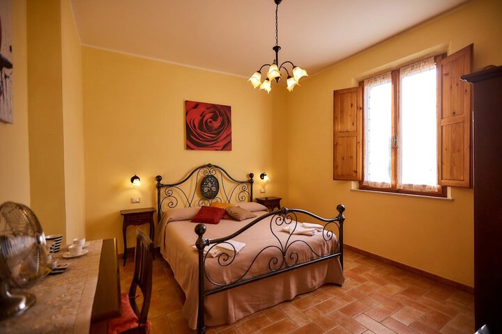 Room 10 of 63