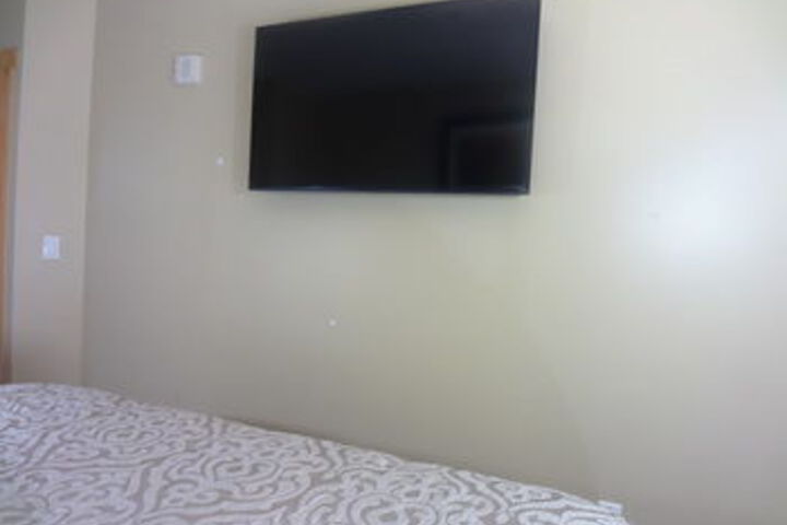 Room 27 of 58
