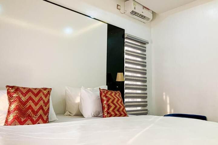 Room 10 of 46