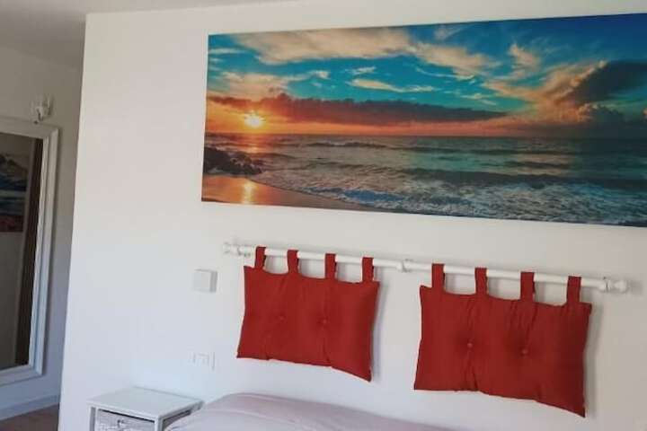 Room 8 of 53