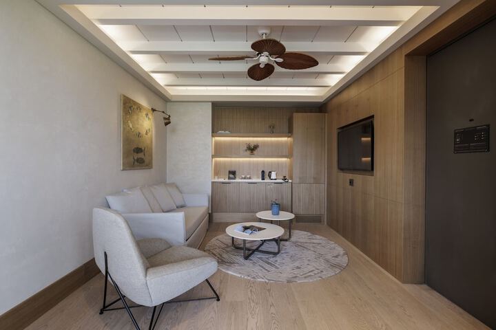 Room 12 of 55