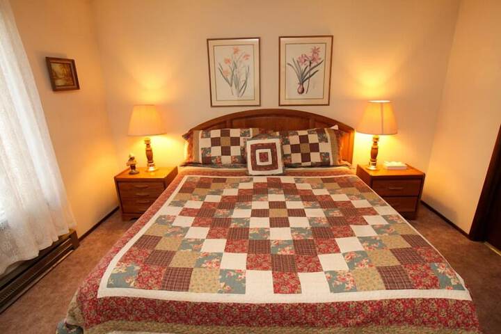 Room 10 of 35