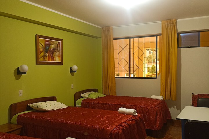 Room 12 of 22