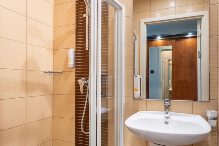 Clean Restrooms