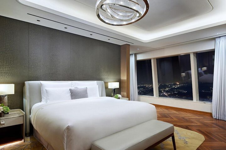 Room 35 of 124