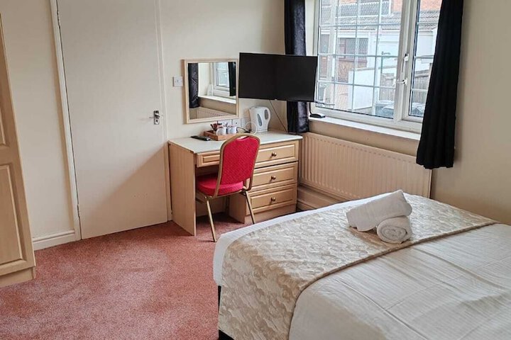 Room 2 of 57