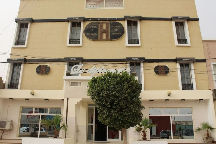 HOTEL LE DIPLOMATE