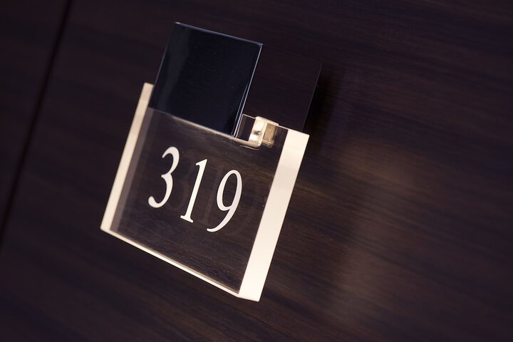 Ballroom/Hall 40 of 48