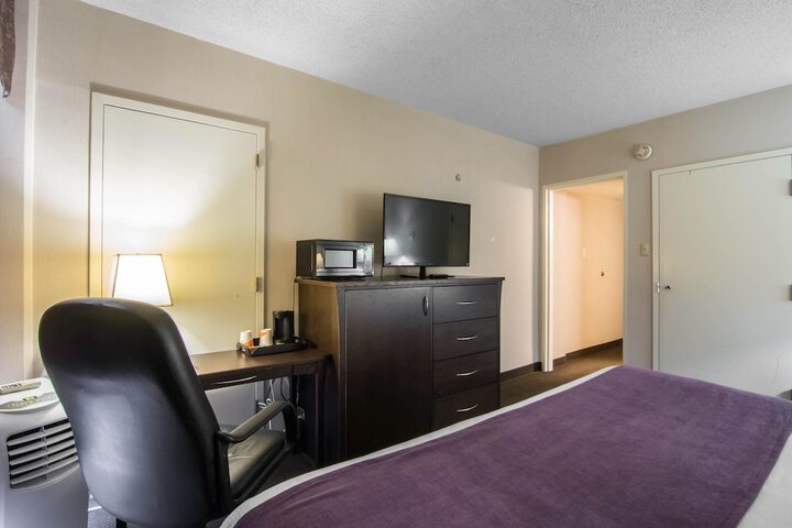 Room 20 of 36