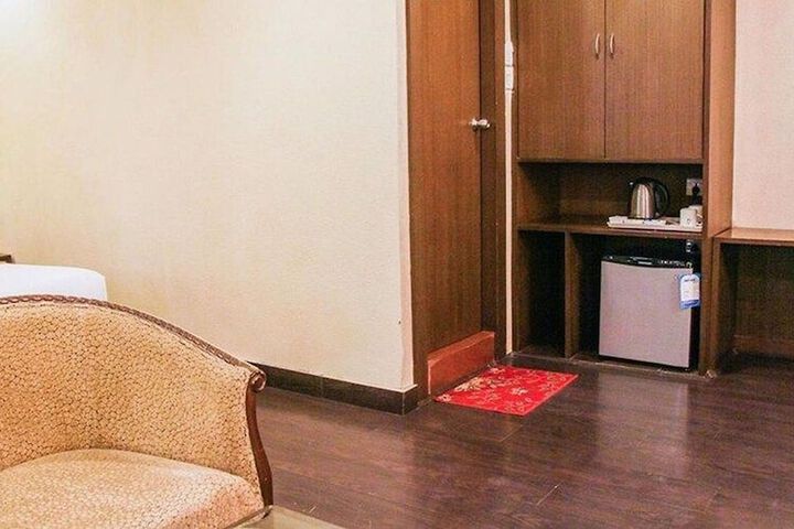 Room 5 of 56