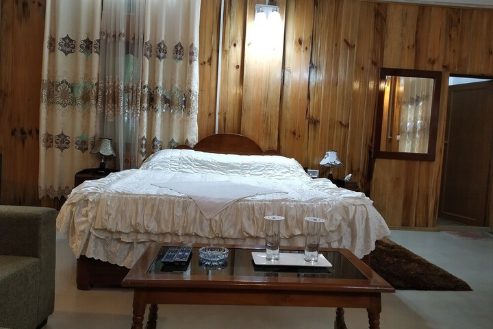 Room 18 of 55
