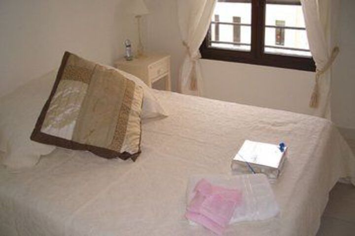 Room 11 of 20