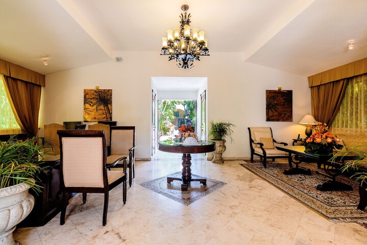 Lobby Entry