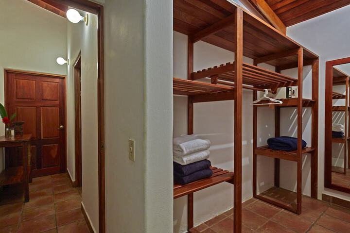 Room 20 of 53