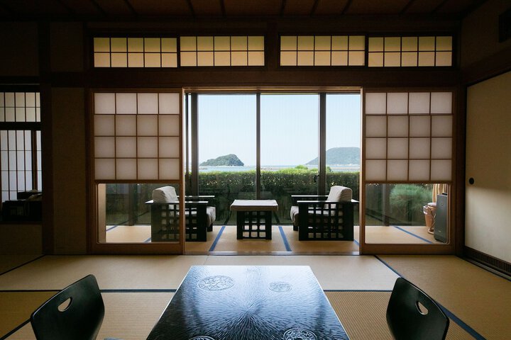 Room 5 of 46